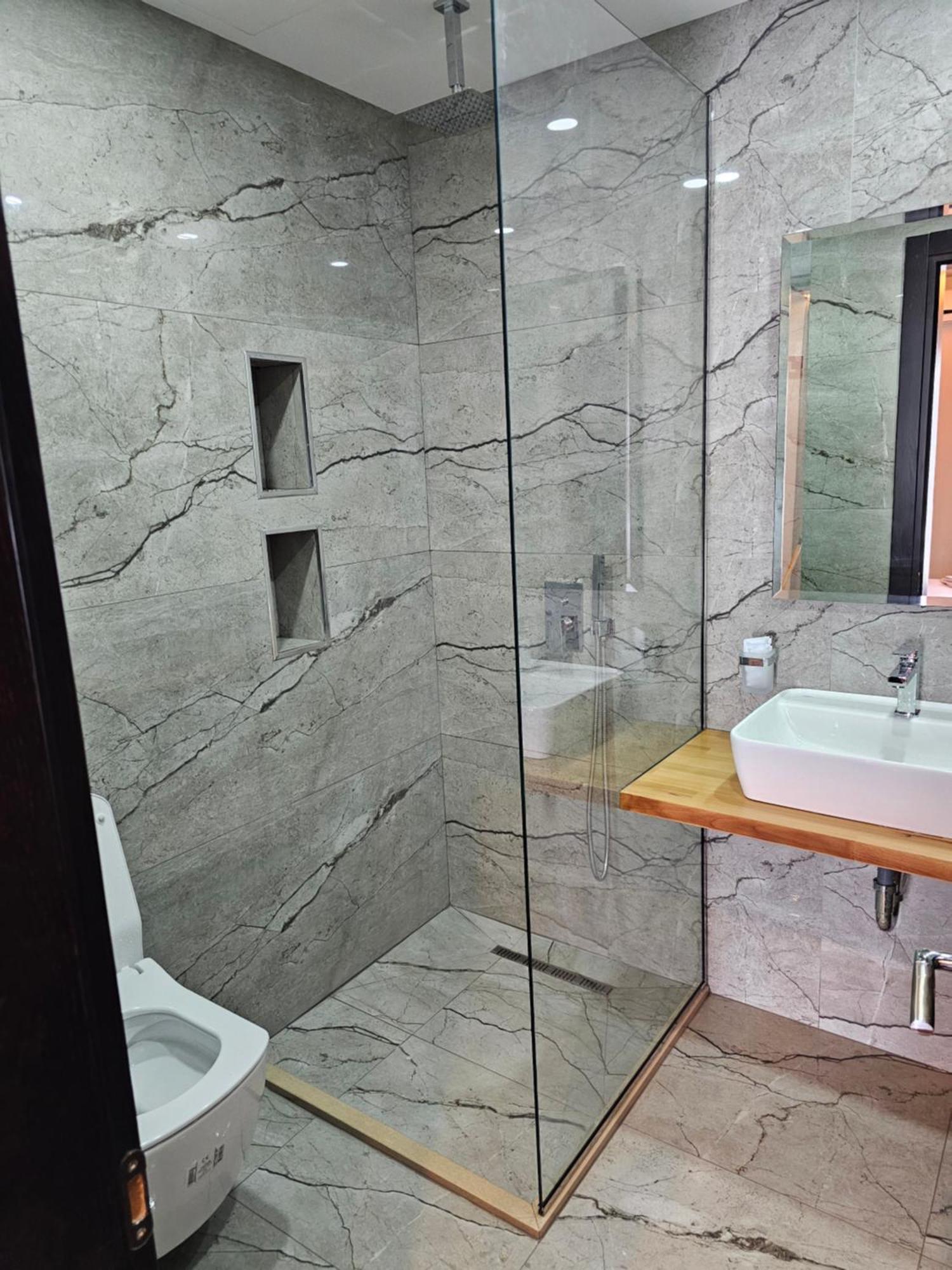 Hotell Nuanti 3*